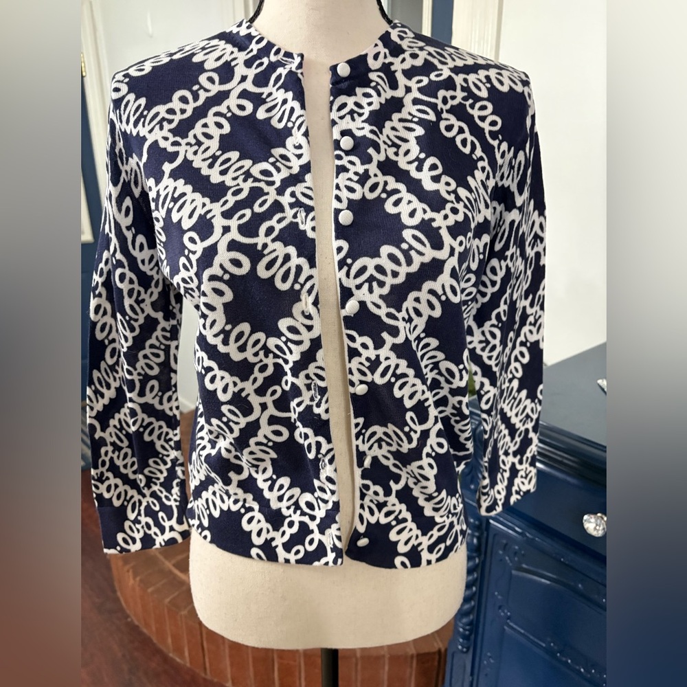 Lilly Pulitzer Navy and White Swirl Preppy Sweater Size XSMALL
